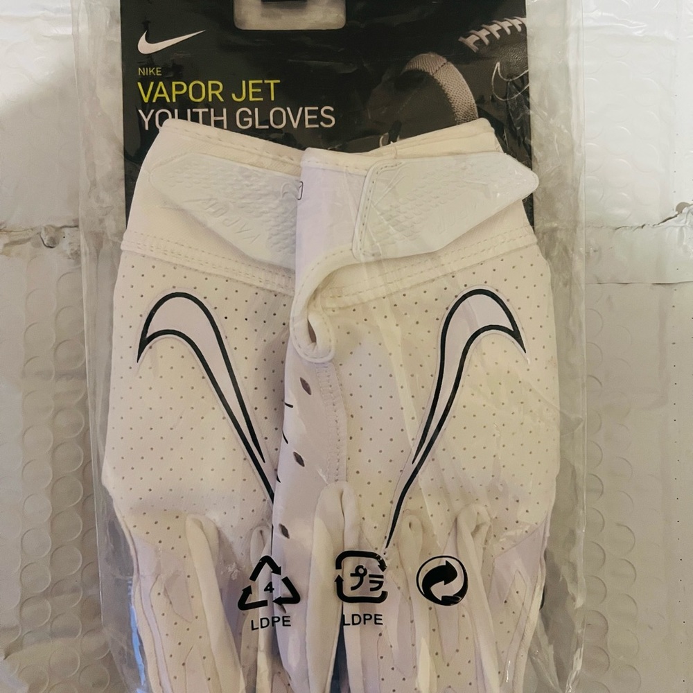 Nike Vapor Jet Youth Football Gloves Small